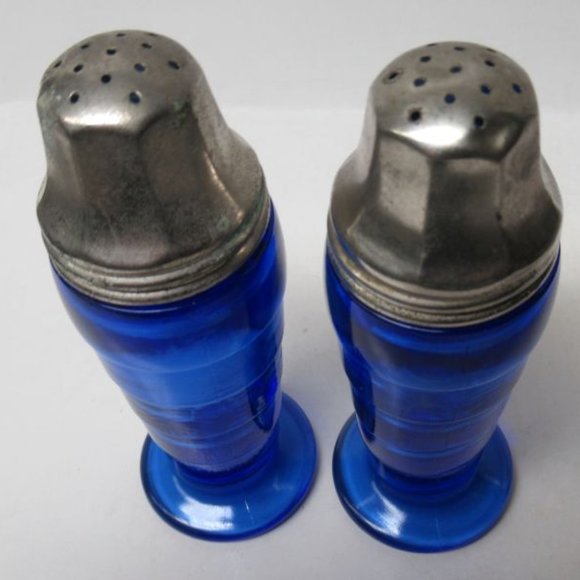 Hazel Atlas Glass Cobalt Moderntone 4 In Salt and Pepper Shakers, Original Lids - Picture 2 of 2